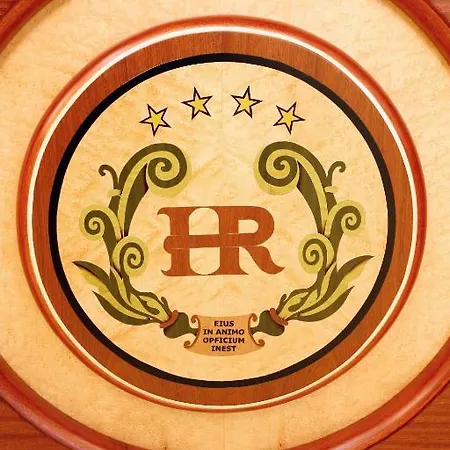 Rojan 4*