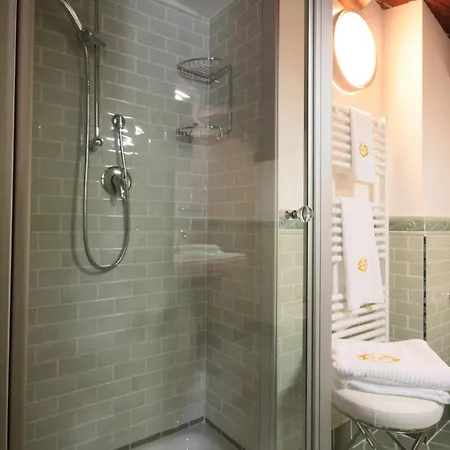 Hotel Rojan 4*
